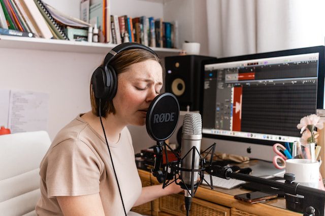DJ Intro Voice
